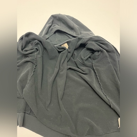 Donating soon 😎 Vans 😎 Man's Hooded Sweeter - Picture 11 of 11